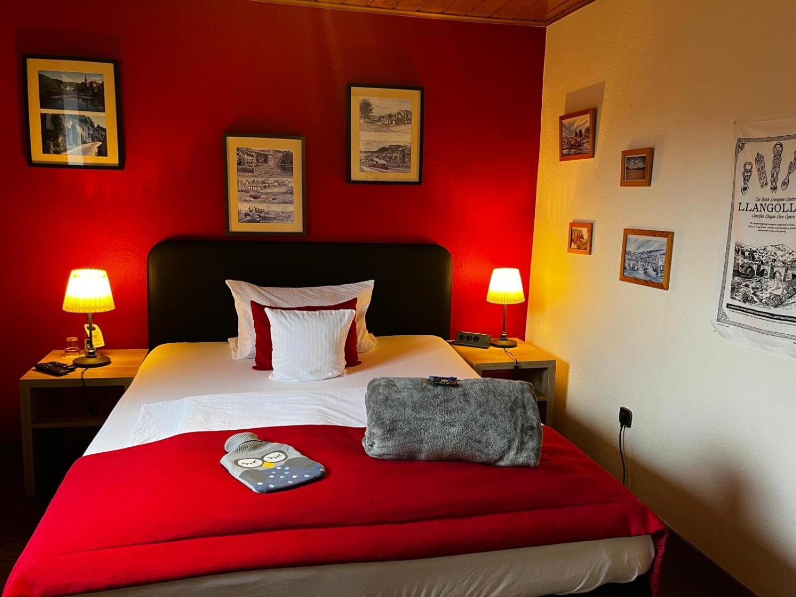 Henblas Hotel Neuenrade المظهر الخارجي الصورة