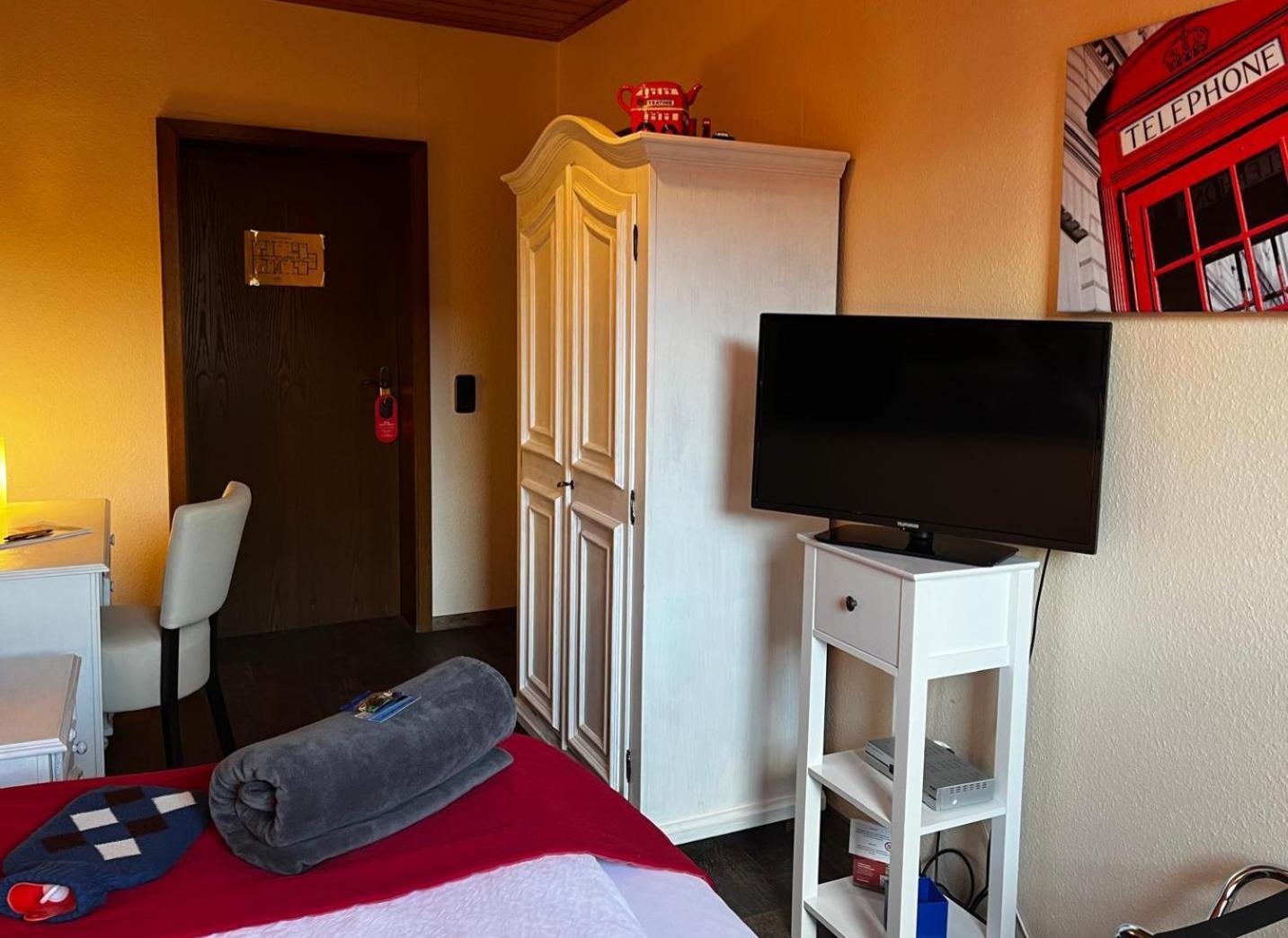 Henblas Hotel Neuenrade المظهر الخارجي الصورة