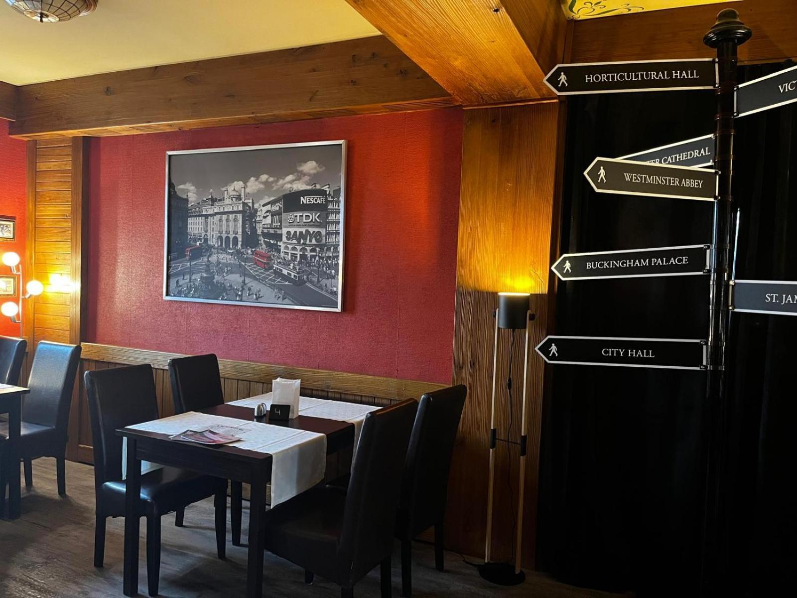 Henblas Hotel Neuenrade المظهر الخارجي الصورة