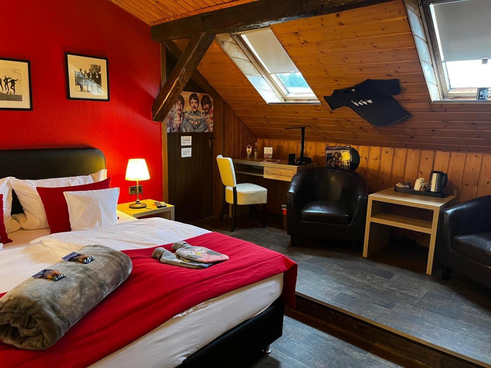 Henblas Hotel Neuenrade المظهر الخارجي الصورة
